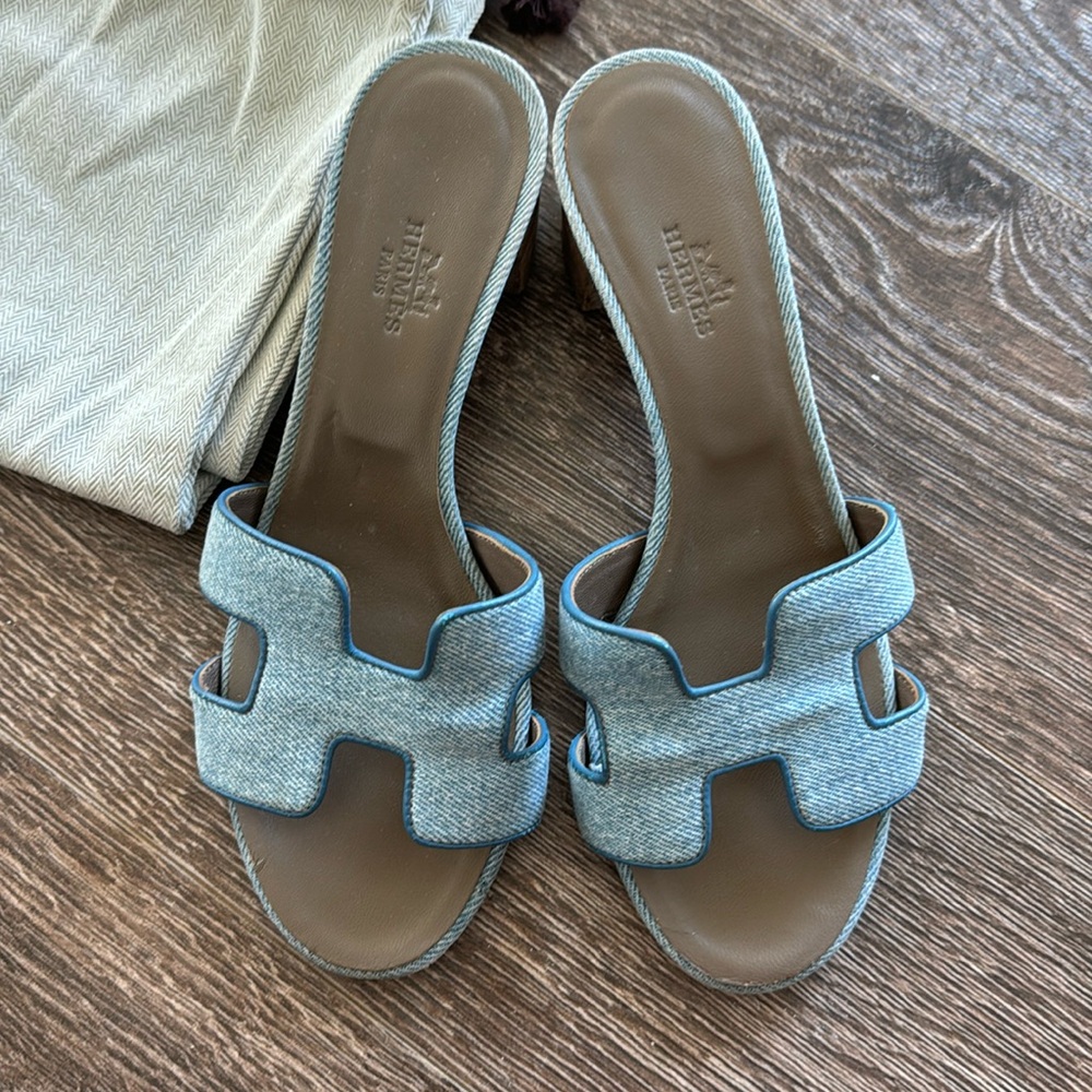 Oasis Hermes denim sandals